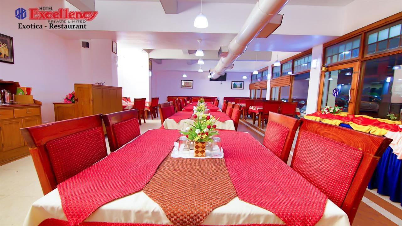 Hotel Excellency Kochi Ngoại thất bức ảnh