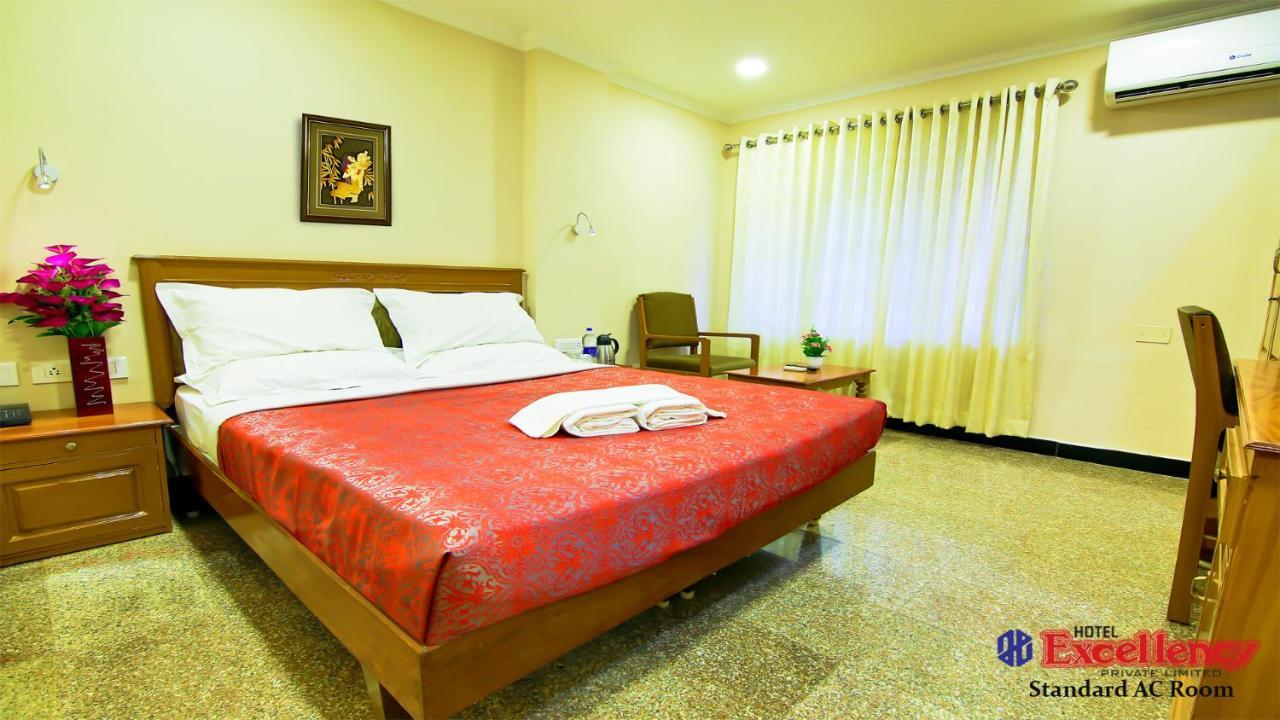 Hotel Excellency Kochi Ngoại thất bức ảnh