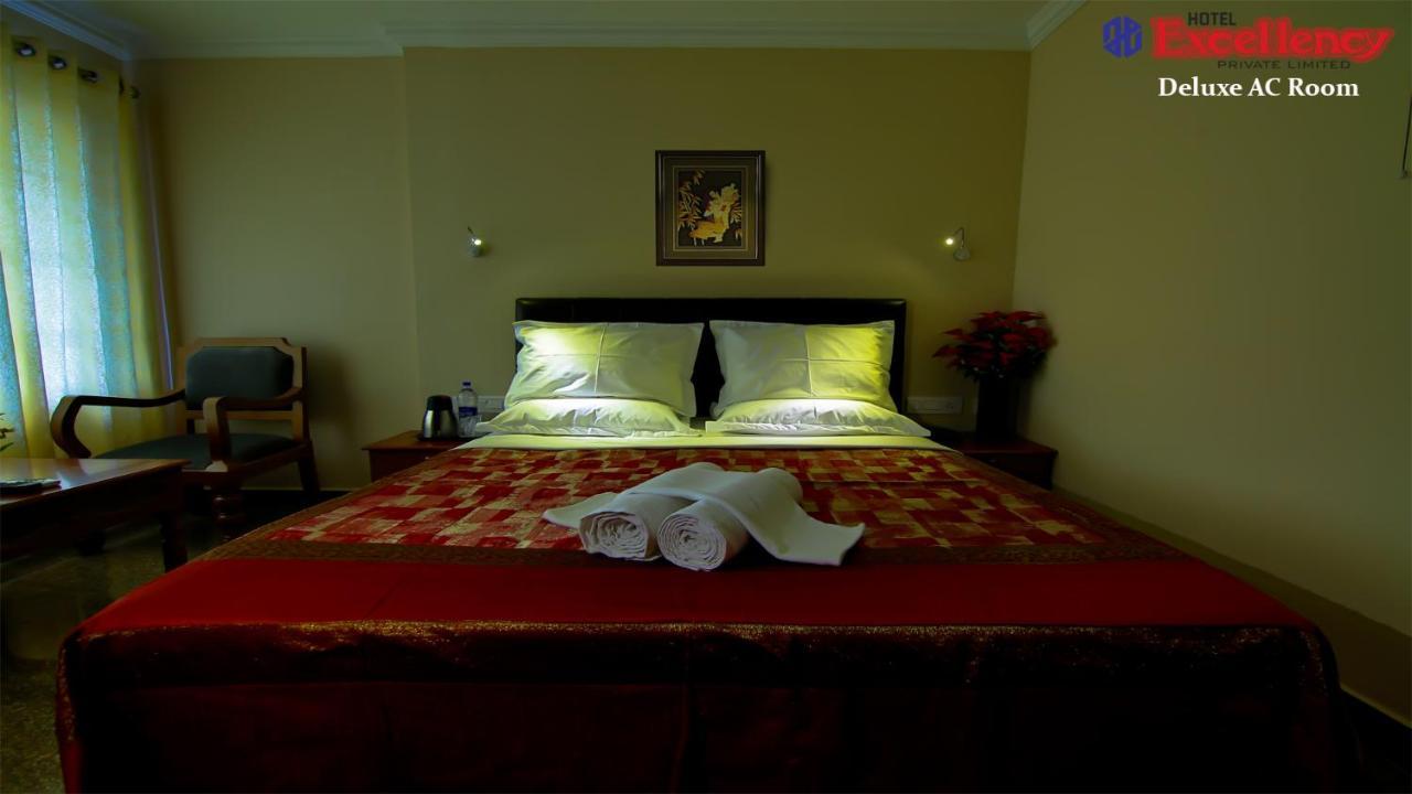 Hotel Excellency Kochi Ngoại thất bức ảnh