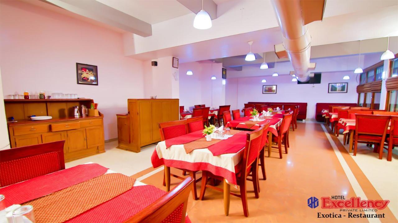 Hotel Excellency Kochi Ngoại thất bức ảnh